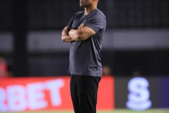 Alex valoriza vitória do Athletic na estreia da Série B e mantém cautela: “Sonhar é livre”