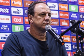 Após goleada do Remo, Rogério Ceni cobra atitude do Bahia e diz que time “desmoronou” após 1 a 0