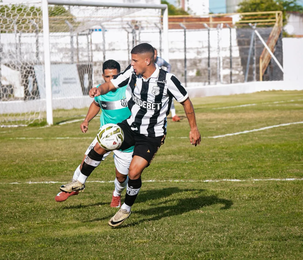 Central cai diante do Treze no primeiro jogo-treino da pré-temporada 2026 - Imagem do artigo