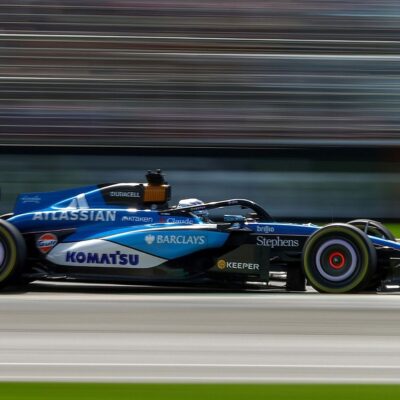 Albon e Sainz expõem crise da Williams: sobrepeso, falta de downforce e carro “andando com três rodas”