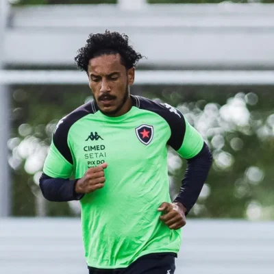 Botafogo-PB anuncia lateral-direito Diogo Mateus para a sequência da temporada