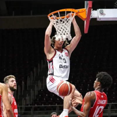 Flamengo supera Paulistano, alcança 25ª vitória e volta à vice-liderança do NBB
