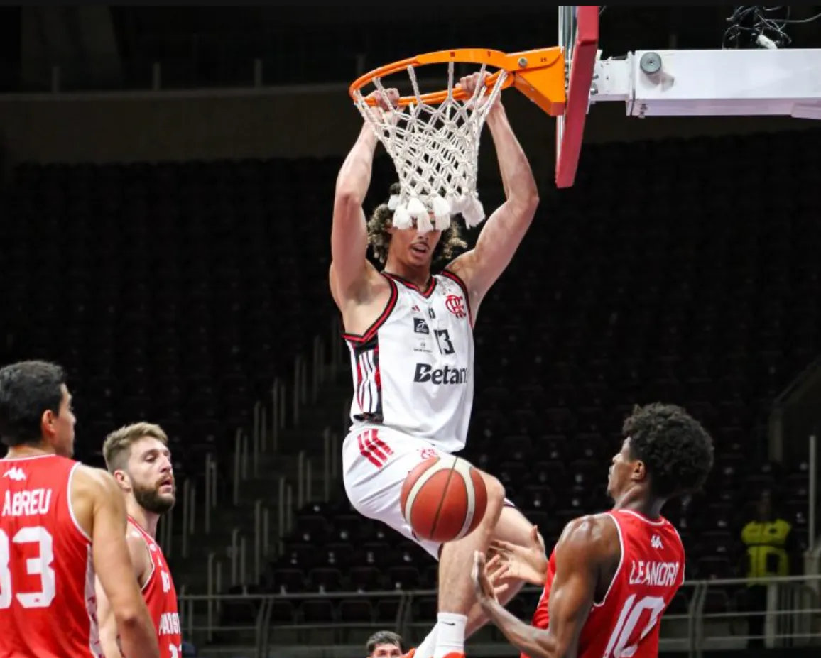 Flamengo supera Paulistano, alcança 25ª vitória e volta à vice-liderança do NBB - Imagem do artigo