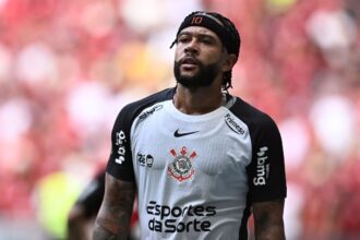 Holanda confirma corte de Memphis Depay, que não se apresentará para amistosos