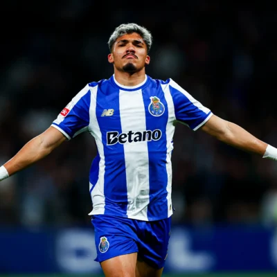 William Gomes, ex-São Paulo, vira artilheiro do Porto aos 20 anos e mantém sonho de Seleção