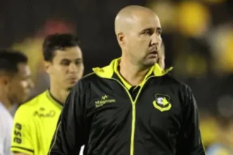 Ricardo Catalá chegará a 98 jogos e se torna técnico mais longevo do São Bernardo