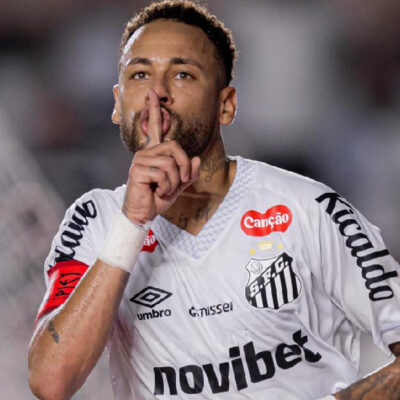 Neymar deve voltar ao gramado nesta sexta durante preparação do Santos para enfrentar o Remo
