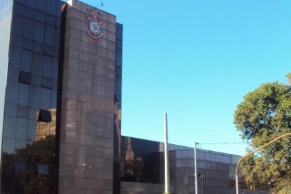Justiça questiona contas do Corinthians e sinaliza possível intervenção