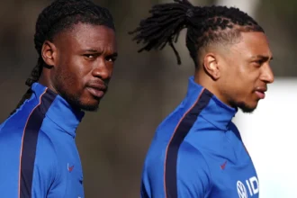 Michael Olise é o centro das atenções no amistoso França x Brasil no Gillette Stadium