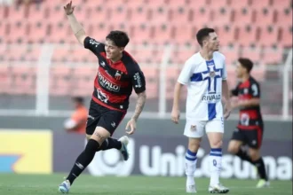 Mazola mantém cautela após goleada do Ituano e prevê jogo duro contra o Água Santa em Diadema