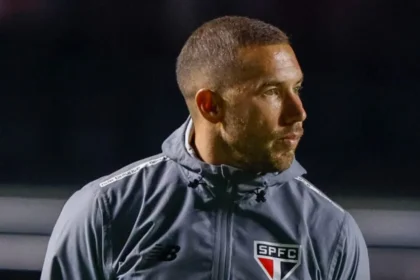 Allan Barcellos deixa comando do sub-20 do São Paulo após pedido de demissão