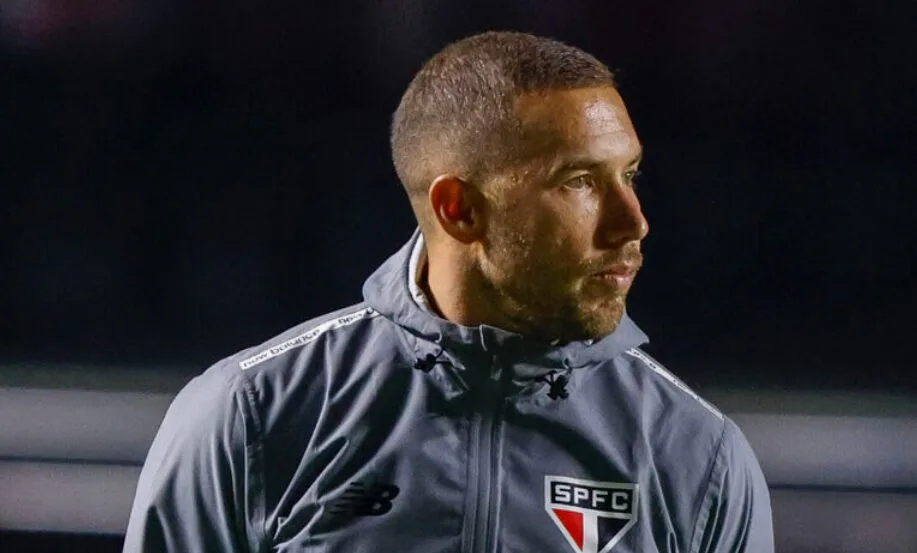Allan Barcellos deixa comando do sub-20 do São Paulo após pedido de demissão
