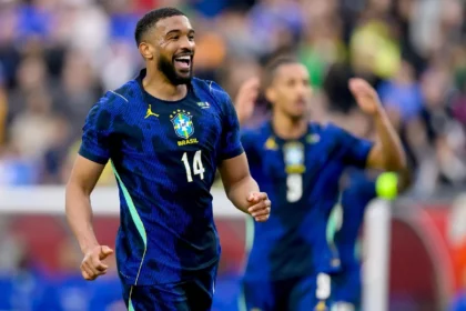 Bremer marca primeiro gol pela Seleção em amistoso contra a França