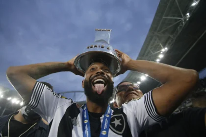 Dibrados FC contrata Chay, ex-Botafogo e Cruzeiro, para o 2º split da Kings League Brasil