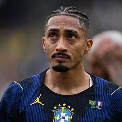Lesão de Raphinha deve provocar novo corte na Seleção Brasileira