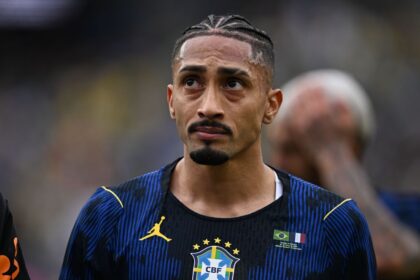 Lesão de Raphinha deve provocar novo corte na Seleção Brasileira
