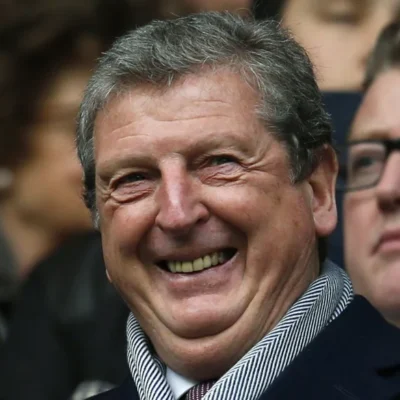 Roy Hodgson volta ao comando do Bristol City como técnico interino aos 78 anos