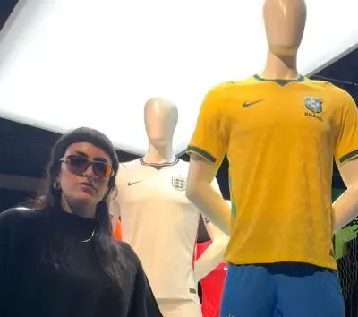 Designer da Nike diz que críticas a “Vai, Brasa” não mudaram sua rotina