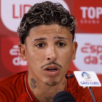 Wenderson descarta crise no Náutico após derrota na estreia da Série B