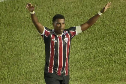 Patrick Leonardo destaca desempenho do Serra antes da final do Capixaba: “não estamos na decisão por acaso”