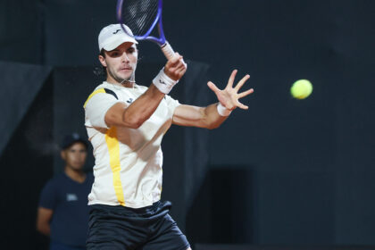 Semifinais do LA Open começam às 15h deste sábado no Jockey Club de São Paulo