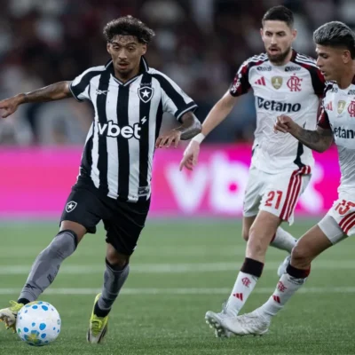 Botafogo divulga lista para enfrentar Athletico; Allan e Joaquín Correa desfalcam equipe