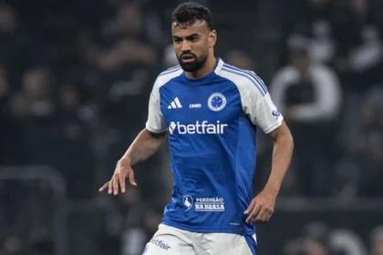 Juventus faz sondagem por Fabrício Bruno, zagueiro do Cruzeiro