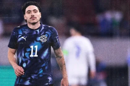 Maurício estreia pelo Paraguai, agrada à comissão técnica e sonha com a Copa