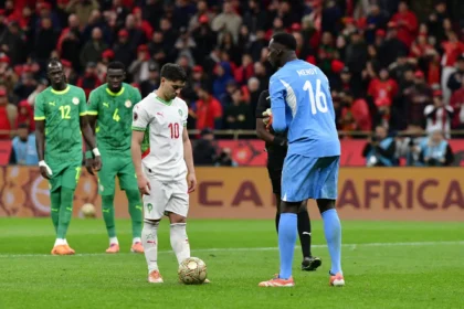 CAF anuncia revisão de regulamentos após controvérsia na final da Copa Africana