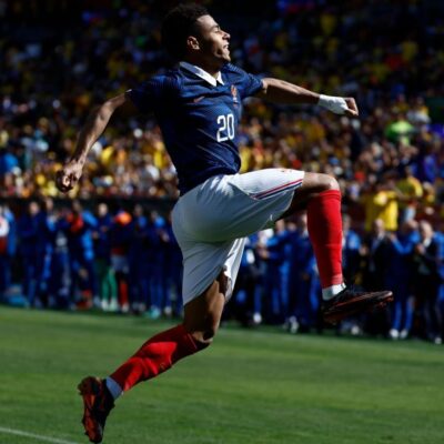 França bate Colômbia com time totalmente reserva e encerra Data Fifa perfeita