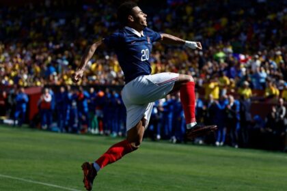 França bate Colômbia com time totalmente reserva e encerra Data Fifa perfeita