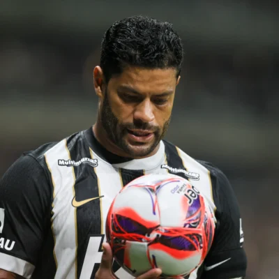 Rodízio no ataque: Domínguez usa cinco esquemas em seis jogos e mantém Hulk como peça fixa no Atlético-MG