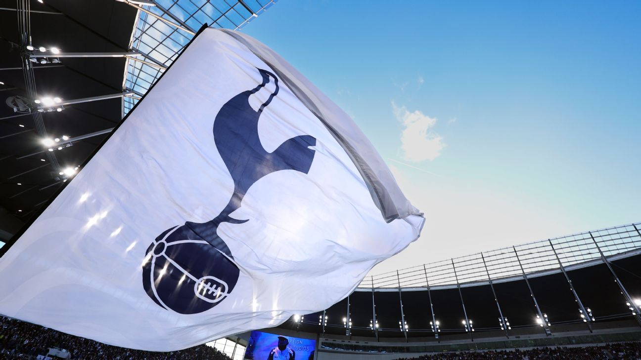 Tottenham intensifica busca por técnico e tenta acordo imediato com Roberto De Zerbi - Imagem do artigo