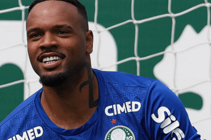 Carlos Miguel elogia pausa na Data Fifa e projeta duelo do Palmeiras com o Grêmio