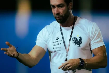 Operário-MS dispensa técnico Paulo Massaro após goleada sofrida na Copa Verde