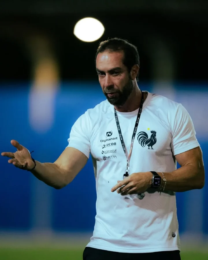 Operário-MS dispensa técnico Paulo Massaro após goleada sofrida na Copa Verde