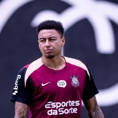 Lingard agrada Dorival e deve ganhar primeiros minutos pelo Corinthians diante do Fluminense