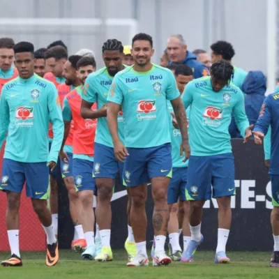 Ancelotti confirma Danilo, do Flamengo, na lista da Copa de 2026