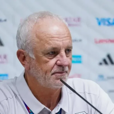 Técnico australiano isola seleção do Iraque das notícias da guerra antes de jogo decisivo contra a Bolívia