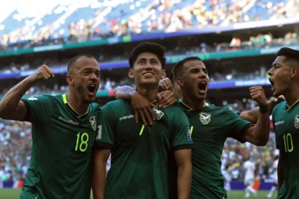 Iraque e Bolívia duelam pela última vaga no Grupo I da Copa do Mundo