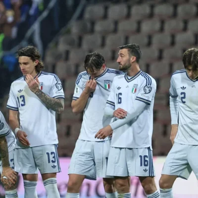 Imagem destacada Itália cai diante da Bósnia nos pênaltis e fica fora da Copa do Mundo de 2026