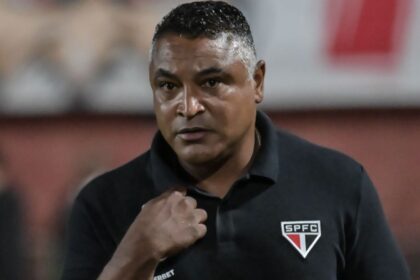 Imagem destacada Roger Machado detalha como planeja usar Artur e garante desejo de manter Lucas Moura no São Paulo