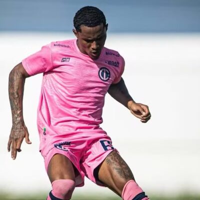 Sergipe anuncia lateral Quadrado como novo reforço para a disputa da Série D