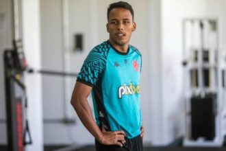 Confiança contrata Matheus Julião, eleito o melhor lateral-esquerdo do Campeonato Carioca 2026