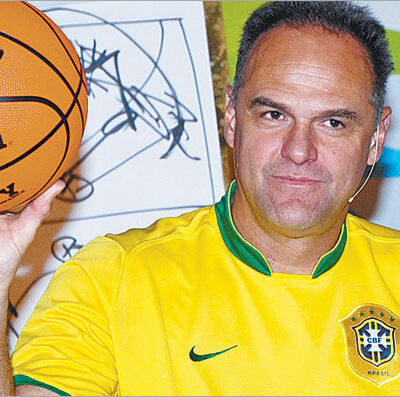 Morre Oscar Schmidt, lenda do basquete brasileiro, aos 68 anos