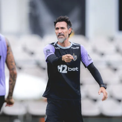 Imagem destacada Torcedores definem time ideal do Atlético MG no “VC Escala” e deixam medalhões no banco