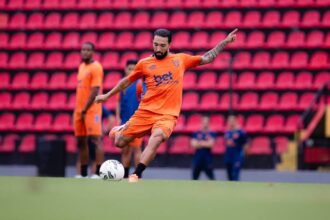 Clayson recupera espaço no Sport e projeta Série B em busca do acesso
