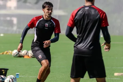 Imagem destacada Série B: sete partidas nesta quarta podem mexer no topo da classificação