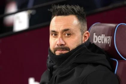 Imagem destacada Tottenham oficializa Roberto De Zerbi e aposta no italiano para evitar rebaixamento
