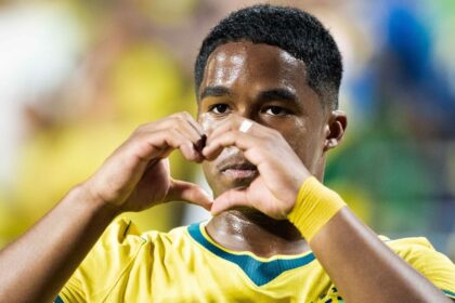 Imagem destacada Endrick relata emoção com apoio da torcida em Orlando e desabafa sobre reconhecimento no Brasil